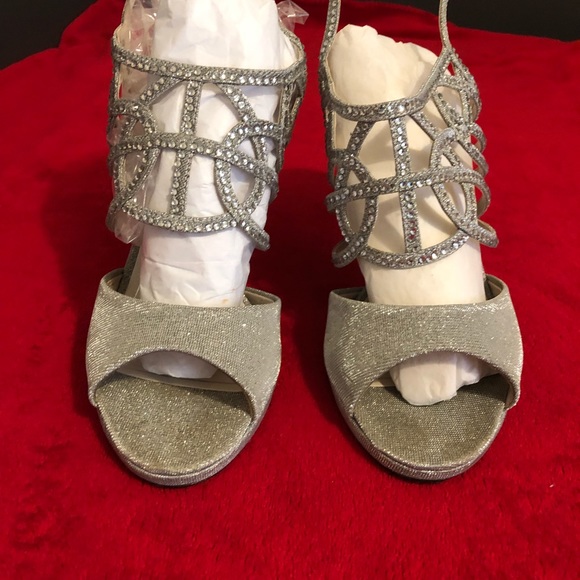 Stunning crystal embellished silver formal heels - Picture 2 of 6